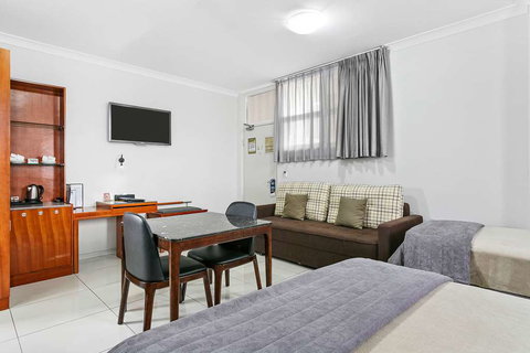 Comfort Inn & Suites Burwood - Accommodation Resorts 7