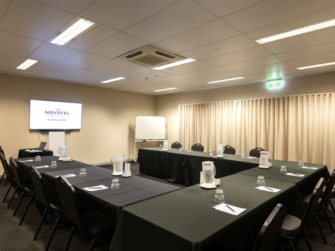 Novotel Darwin Airport Hotel - Accommodation Resorts 8