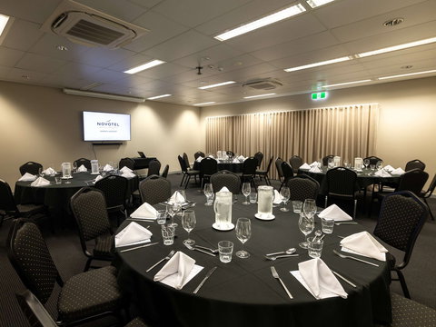 Novotel Darwin Airport Hotel - Accommodation Resorts 10