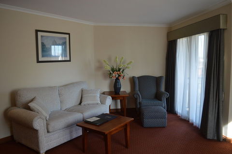 Gateway On Monash - Accommodation Resorts 0