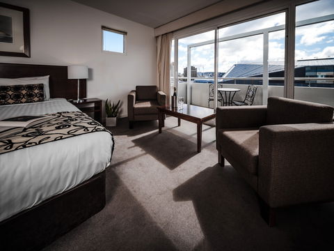 Salamanca Suites - Accommodation Resorts 1