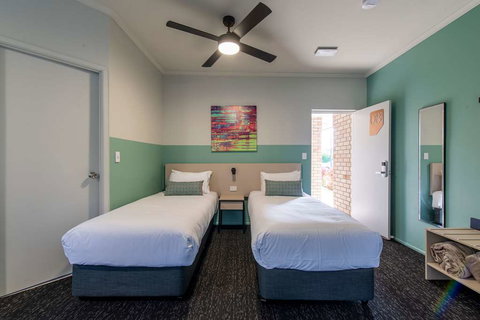 Nightcap at Waterfront Hotel - Accommodation Resorts 2