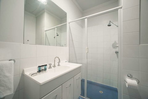 Franklin Central Apartments - Accommodation Resorts 1