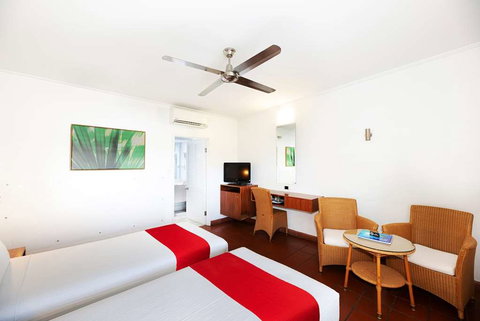 Ramada By Wyndham Cairns City Centre - Accommodation Resorts 2