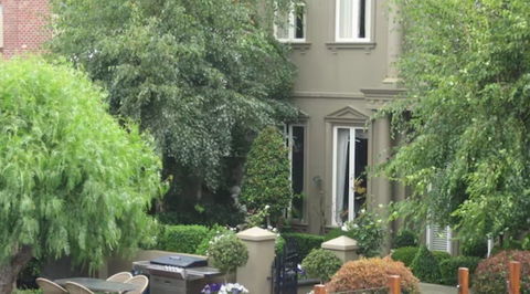 Gallery Apartments - Accommodation Resorts 1