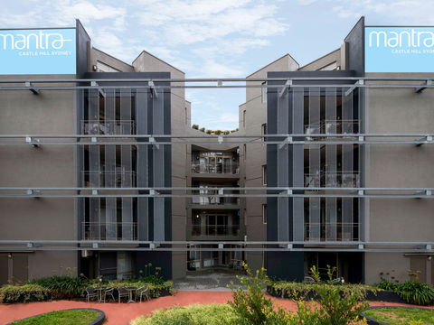 Mantra Castle Hill - Accommodation Resorts 1