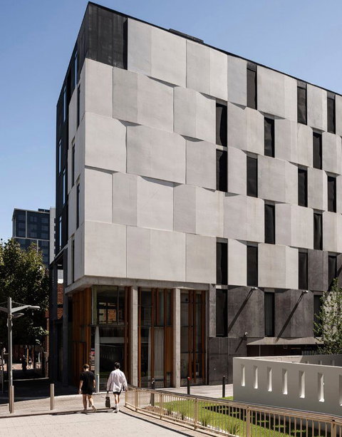 Alex Hotel, Perth - Accommodation Resorts 0