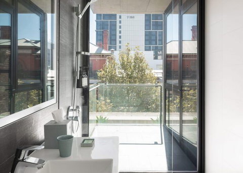 Alex Hotel, Perth - Accommodation Resorts 7