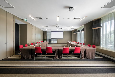 Fraser Suites Perth - Accommodation Resorts 11