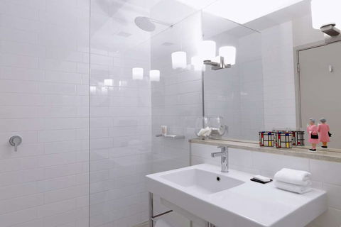 QT Canberra - Accommodation Resorts 5
