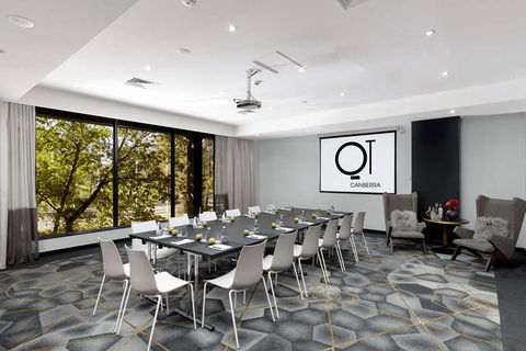 QT Canberra - Accommodation Resorts 8