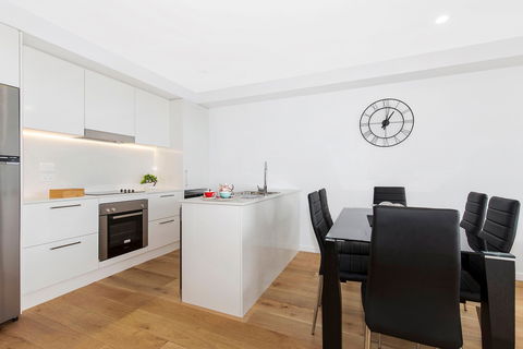 Astra Apartments Newcastle - Accommodation Resorts 11