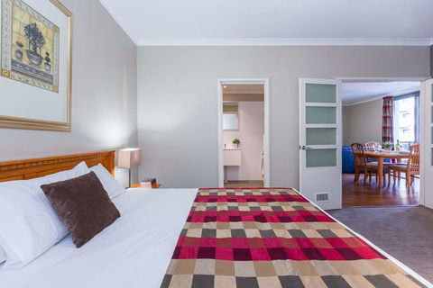 Mont Clare Boutique Apartments - Accommodation Resorts 7