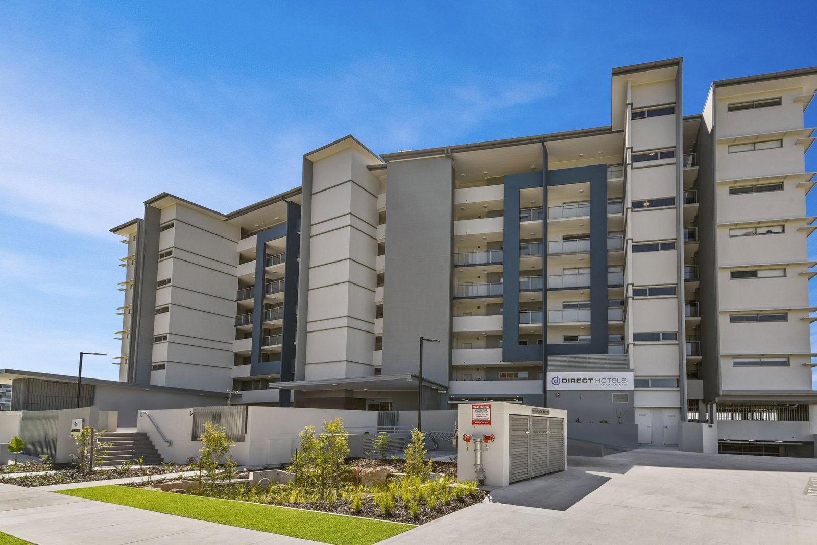 Pinbarren QLD Accommodation Resorts