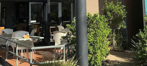 The Coffee House Apartments & Bistro - Accommodation Resorts 1