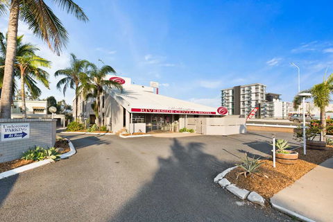Rockhampton Riverside Central Hotel - Accommodation Resorts 0
