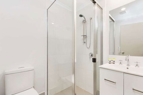 Rockhampton Riverside Central Hotel - Accommodation Resorts 2