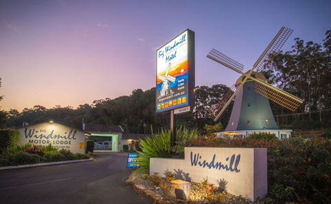 The Big Windmill Motor Lodge - Accommodation Resorts 0