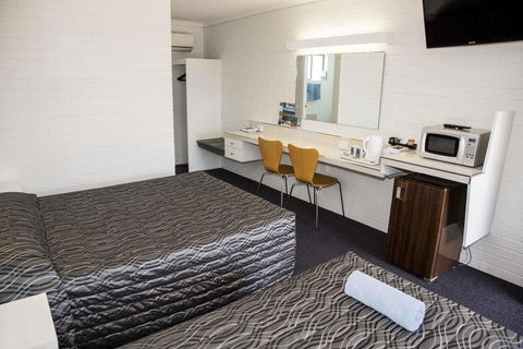 Coastal Bay Motel - Accommodation Resorts 2