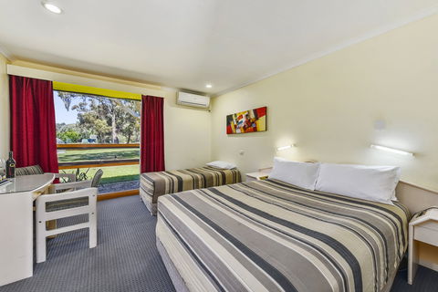 William Macintosh Motor Lodge - Accommodation Resorts 3