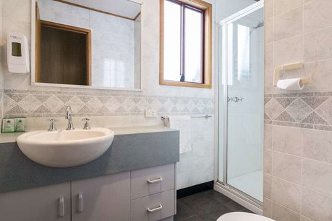 BIG4 Albury Tourist Park - Accommodation Resorts 7