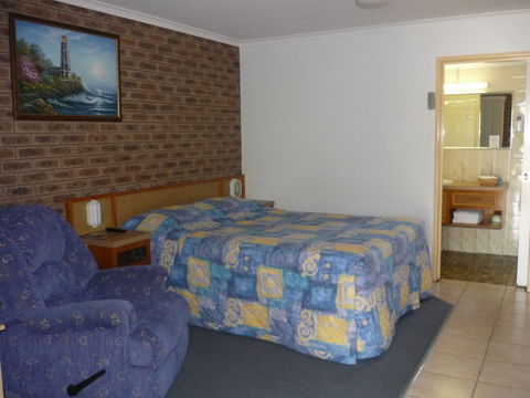 Lantern Motor Inn - Accommodation Resorts 1