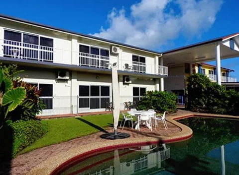 Barrier Reef Motel - Accommodation Resorts 0