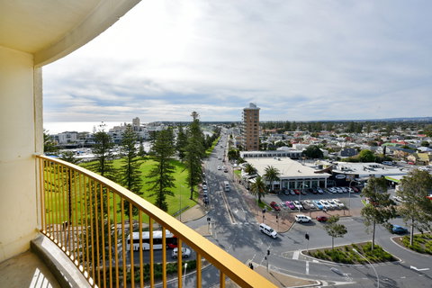 Atlantic Tower Motor Inn - Accommodation Resorts 1