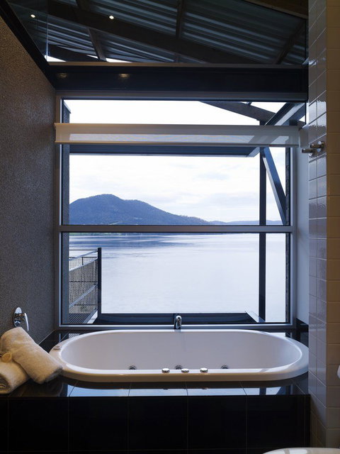 Mona Pavilions - Accommodation Resorts 3