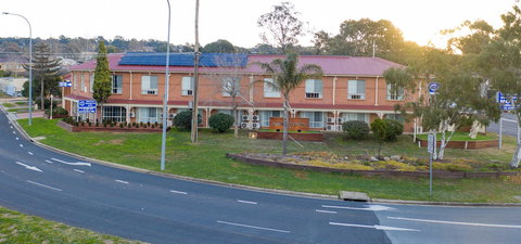 Hamilton's Queanbeyan Motel - Accommodation Resorts 0