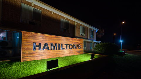 Hamilton's Queanbeyan Motel - Accommodation Resorts 2