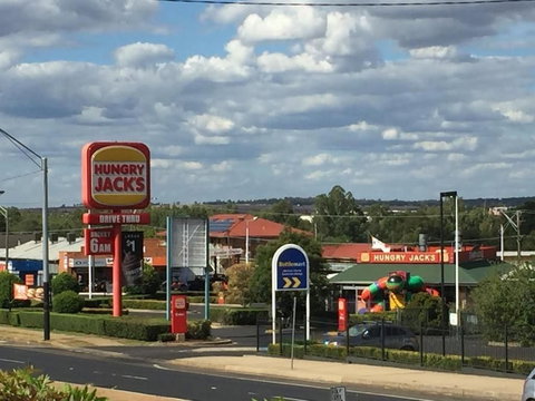 Across Country Motel & Svcd Apts - Accommodation Resorts 1