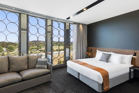 Vibe Hotel Canberra - Accommodation Resorts 24