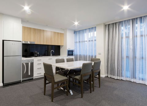 Avenue Hotel Canberra - Accommodation Resorts 9