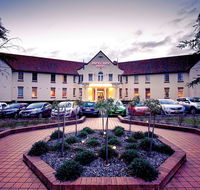 Mercure Canberra - Accommodation Resorts