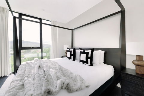 Birch Apartments In The City - Accommodation Resorts 1