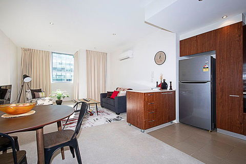 Spacious 1BR Stylish New Acton Apartment +Parking - Accommodation Resorts 5