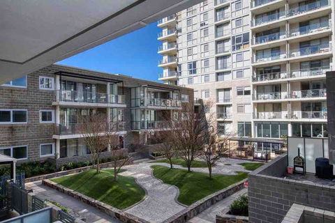 Spacious 1BR Stylish New Acton Apartment +Parking - Accommodation Resorts 14