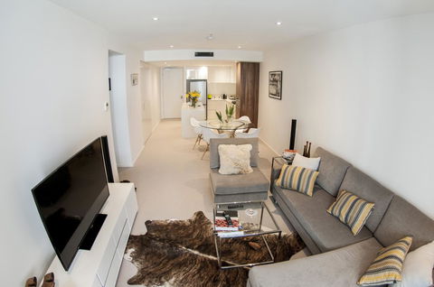 KUI - Manhattan Apartments - Accommodation Resorts 12