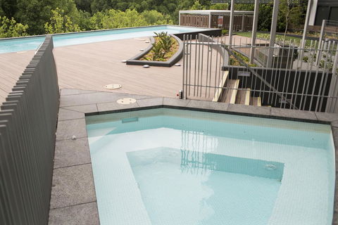 KUI - Manhattan Apartments - Accommodation Resorts 3