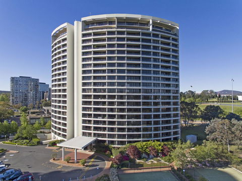 BreakFree Capital Tower Apartments - Accommodation Resorts 8