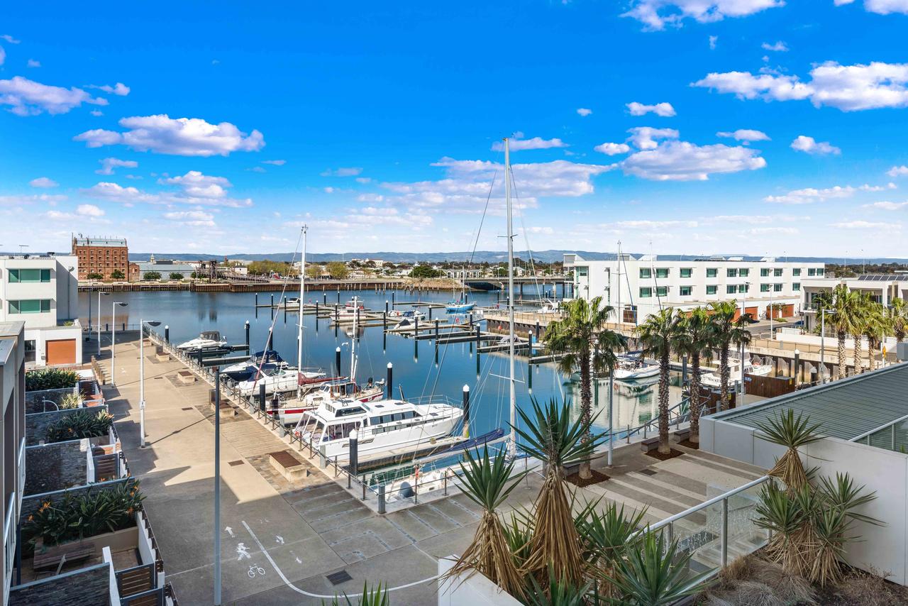 New Port SA Accommodation Resorts