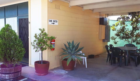 Bordertown Motel - Accommodation Resorts 6