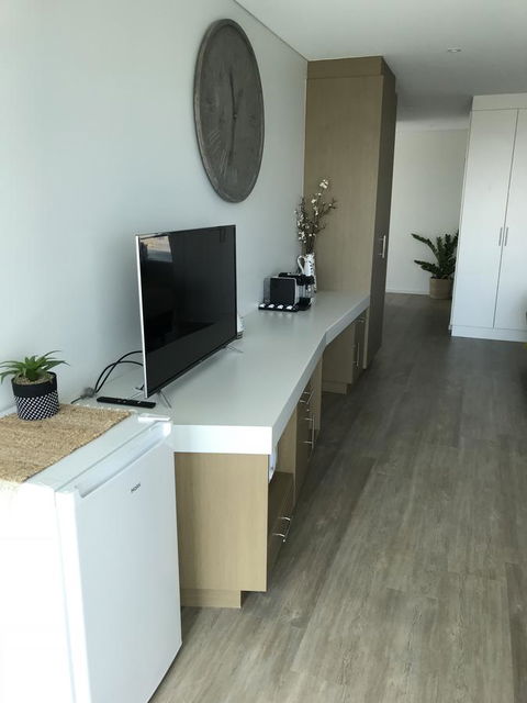 Ocean View Luxury Apartment & Suite - Accommodation Resorts 31