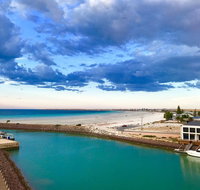 Ocean View Luxury Apartment  Suite - Accommodation Resorts