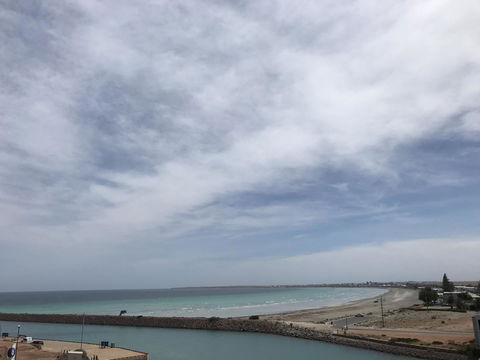 Ocean View Luxury Apartment & Suite - Accommodation Resorts 8