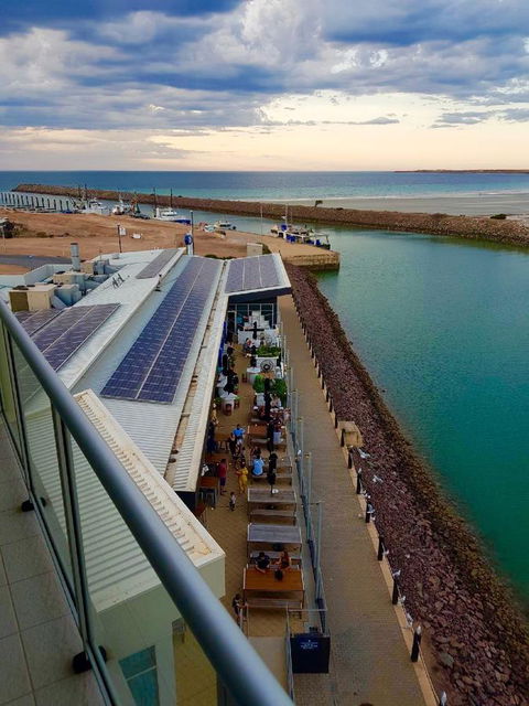 Ocean View Luxury Apartment & Suite - Accommodation Resorts 35