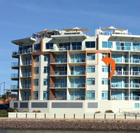 Wallaroo Marina Waterfront Luxe Apartment - Accommodation Resorts
