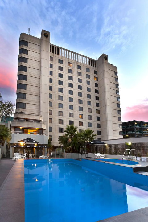 Hotel Grand Chancellor Adelaide - Accommodation Resorts 3
