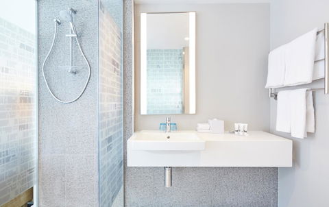 Holiday Inn Express Adelaide City Centre, An IHG Hotel - Accommodation Resorts 4
